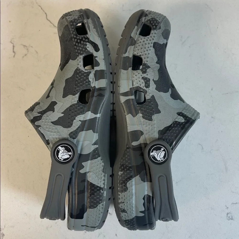CROCS brand style